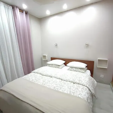 Wonder House * Estoril